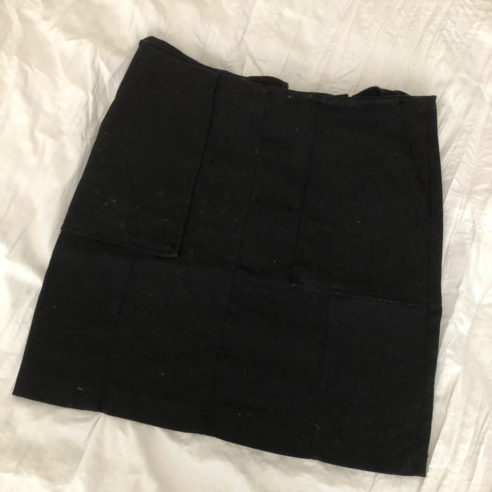 Black skirt